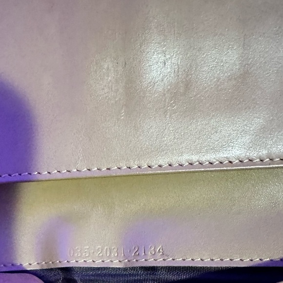 Authentic Gucci Bifold Wallet. - Picture 9 of 11